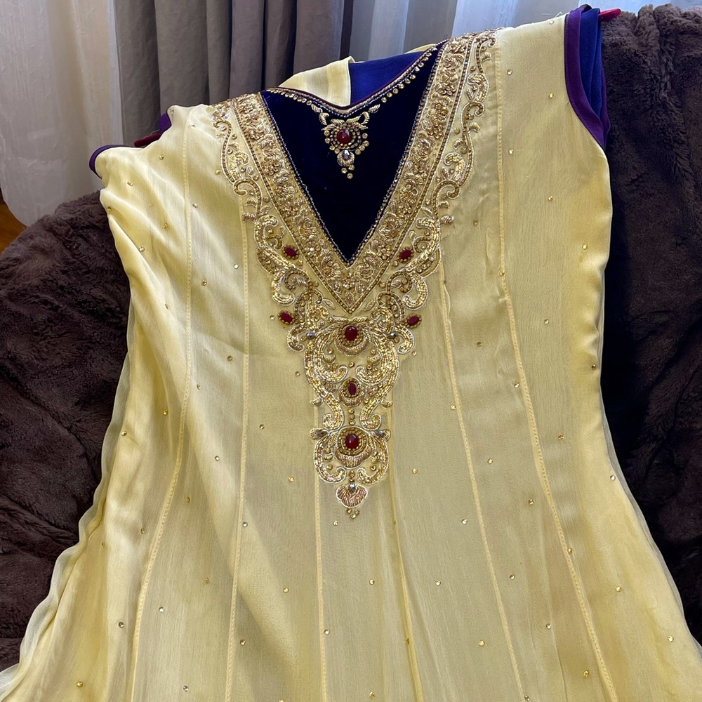 Shalwar Kameez with dupatta